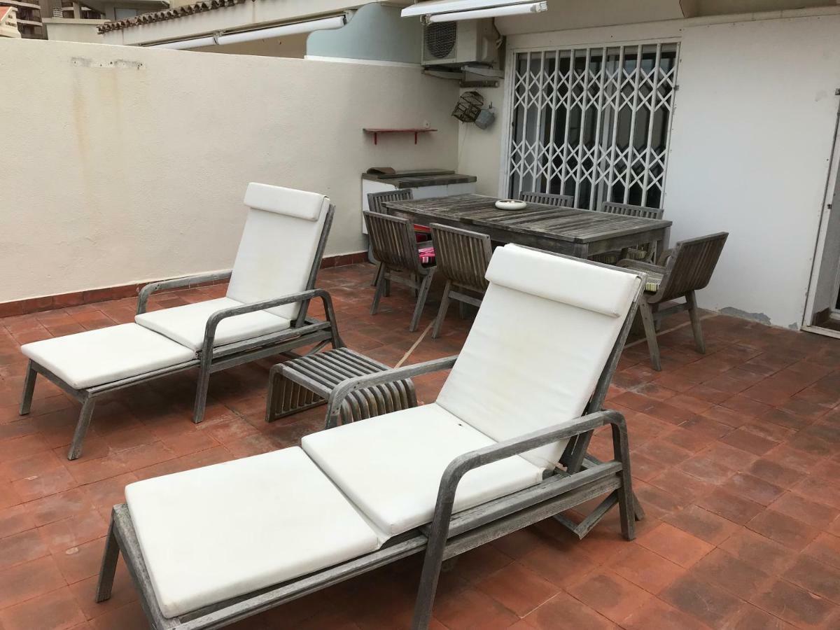 Apartamento Rits Beachfront Салоу Екстериор снимка