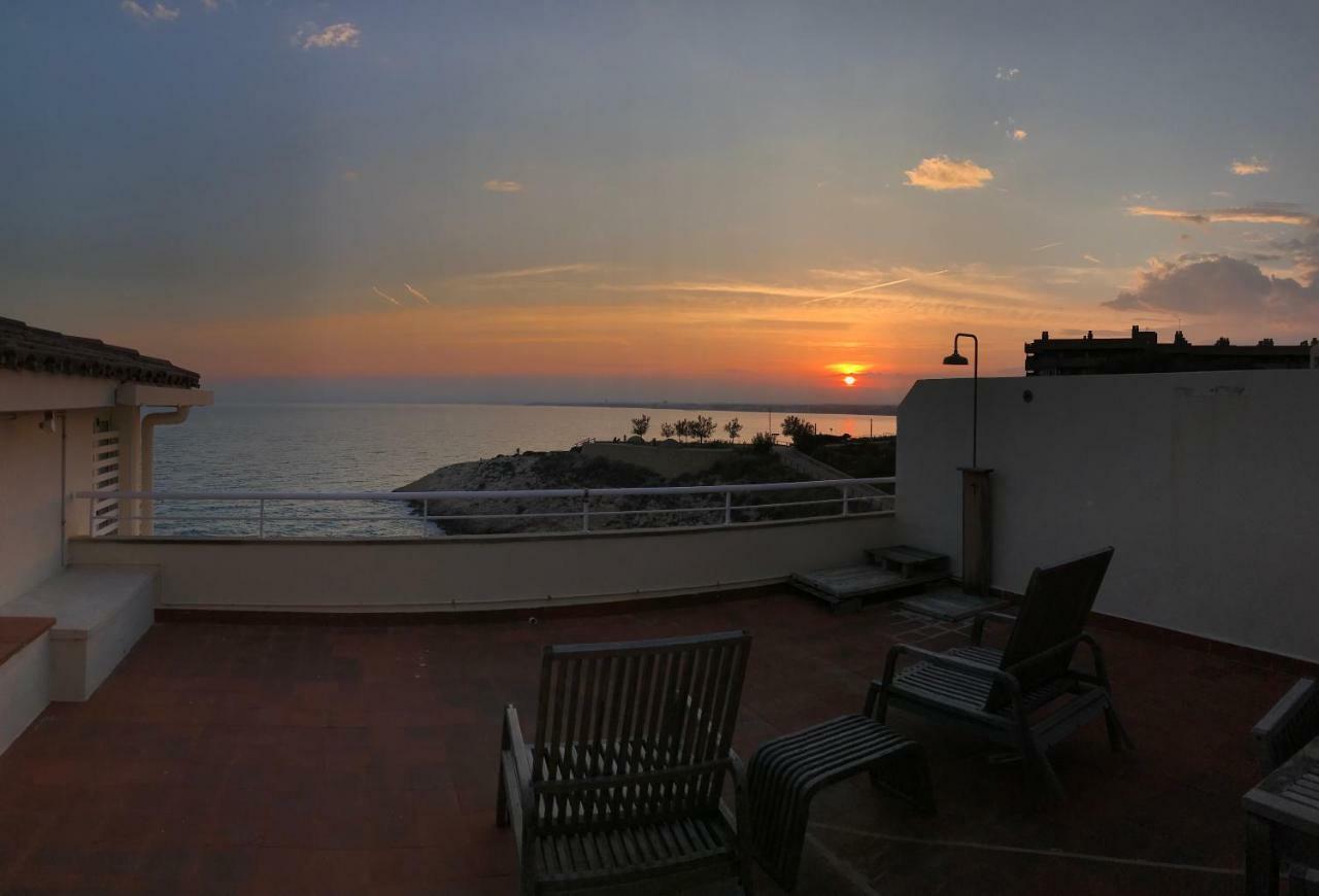Apartamento Rits Beachfront Салоу Екстериор снимка