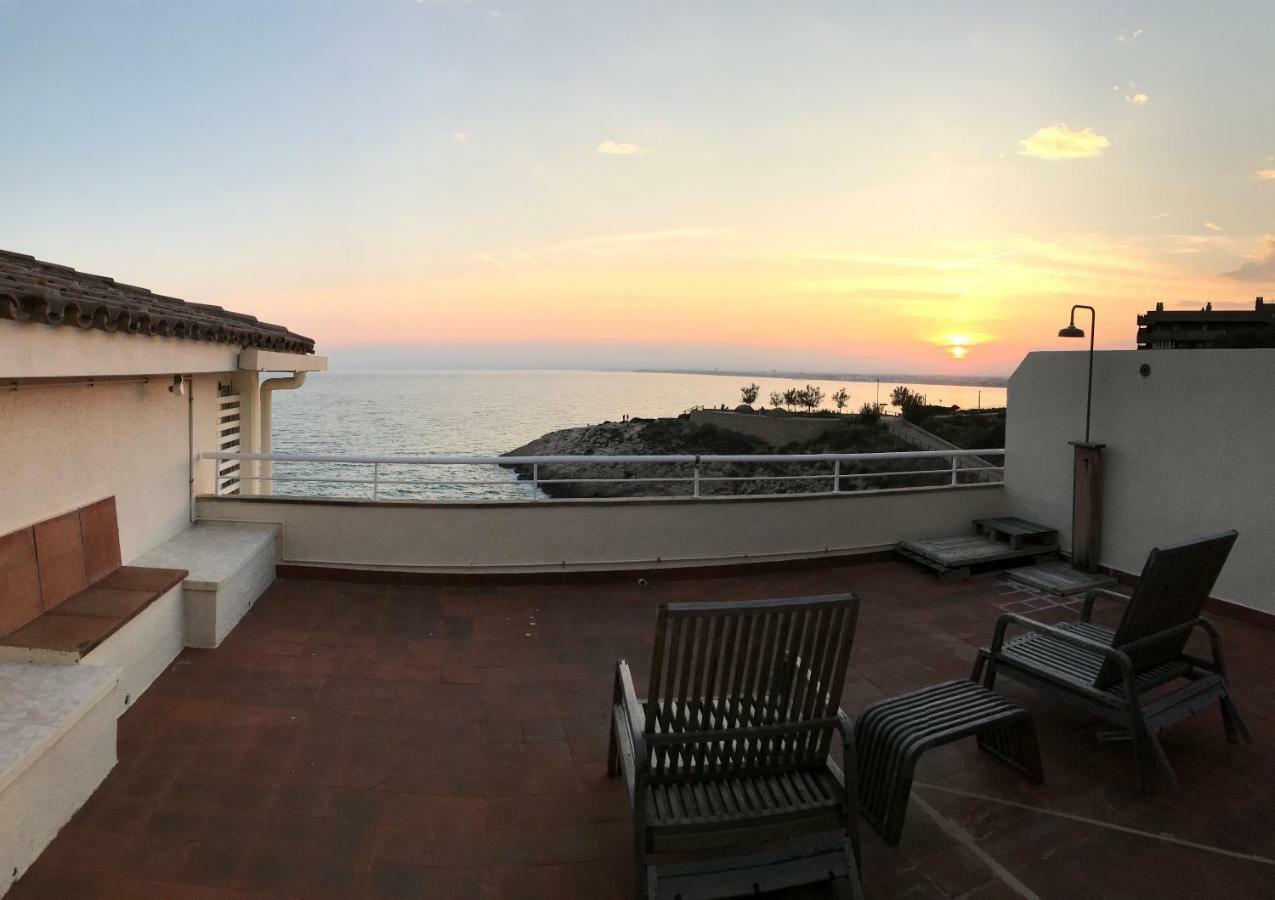 Apartamento Rits Beachfront Салоу Екстериор снимка
